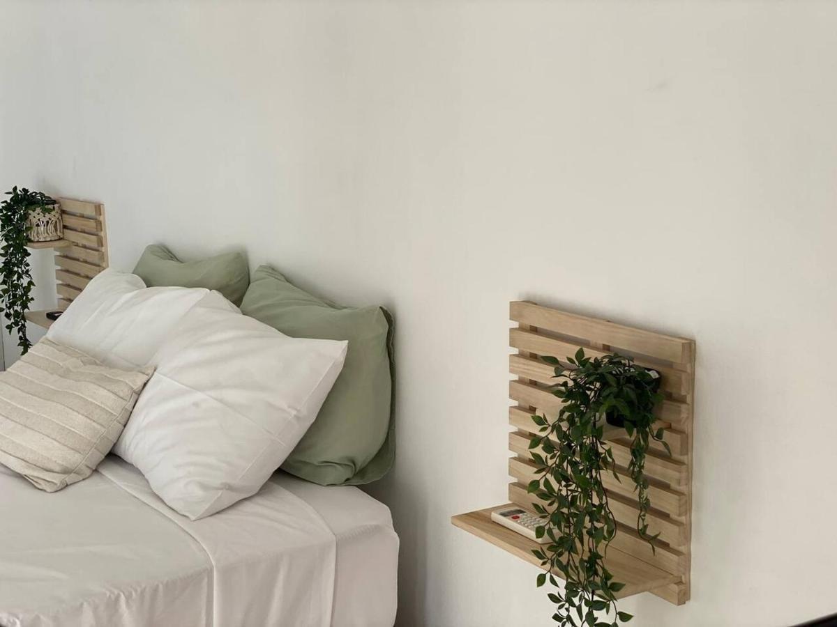 The Olive Ocean Apartment Толон Екстериор снимка