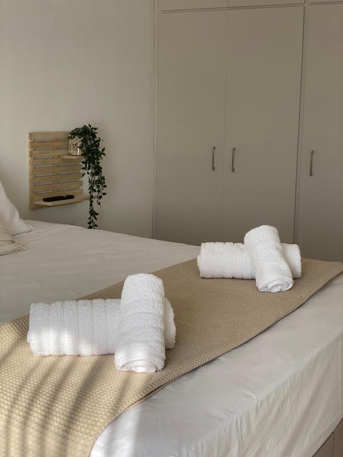 The Olive Ocean Apartment Толон Екстериор снимка