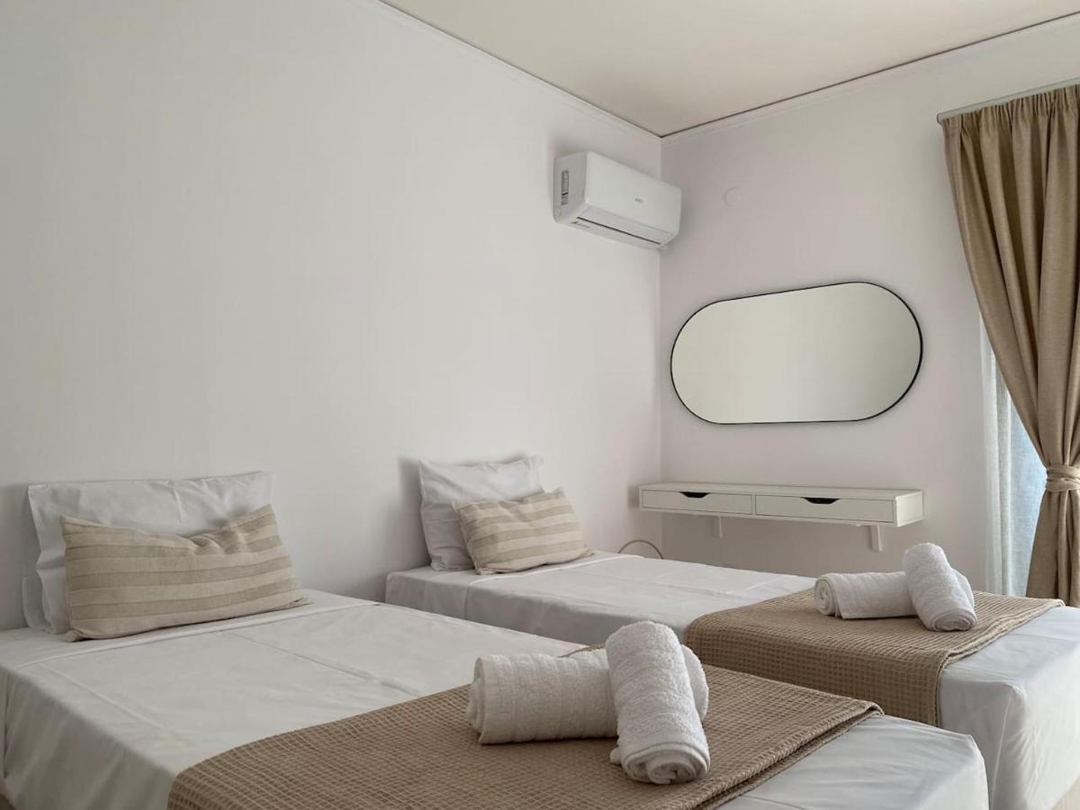 The Olive Ocean Apartment Толон Екстериор снимка