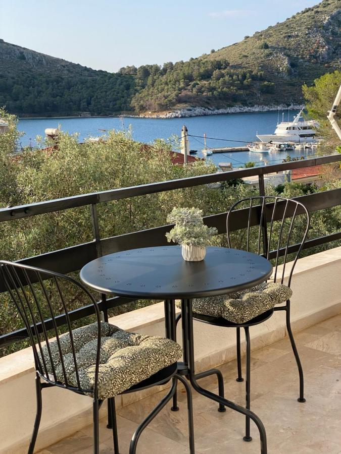 The Olive Ocean Apartment Толон Екстериор снимка