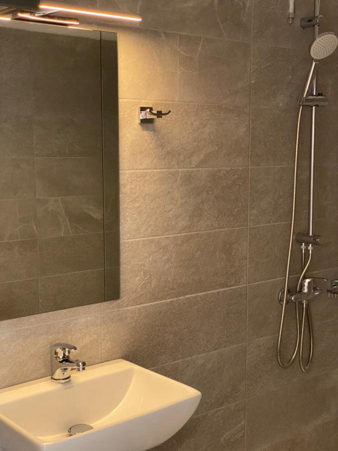 The Olive Ocean Apartment Толон Екстериор снимка